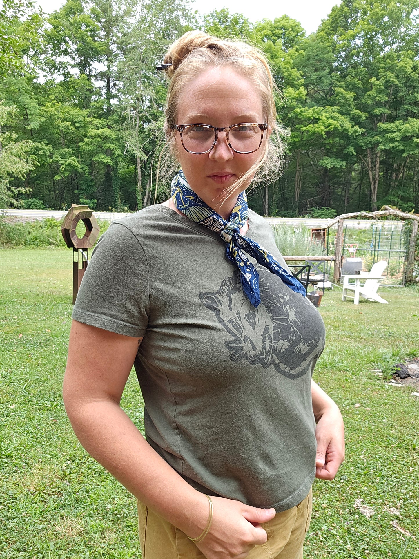 Opossum Women's V Neck Olive T-Shirt